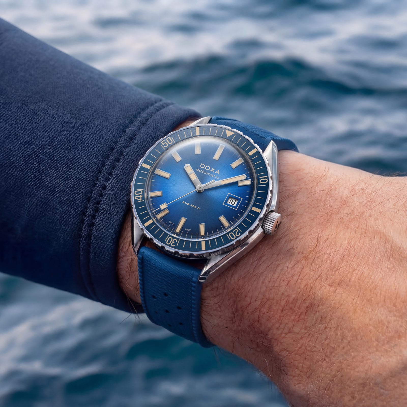 Doxa 200 II - Carribean (Blue)