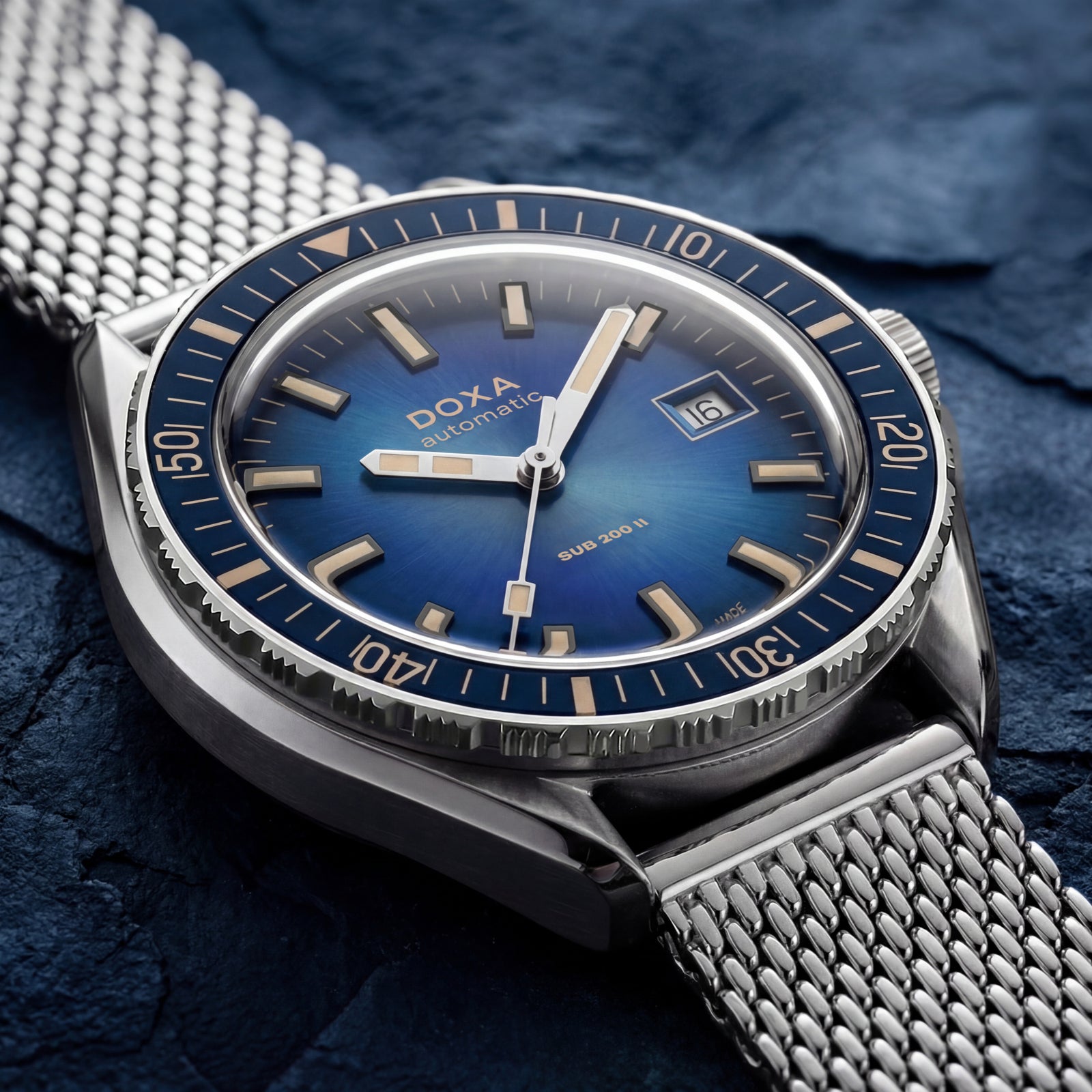 Doxa 200 II - Carribean (Blue)