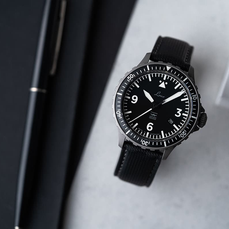 Laco - Hamburg DIN 8330