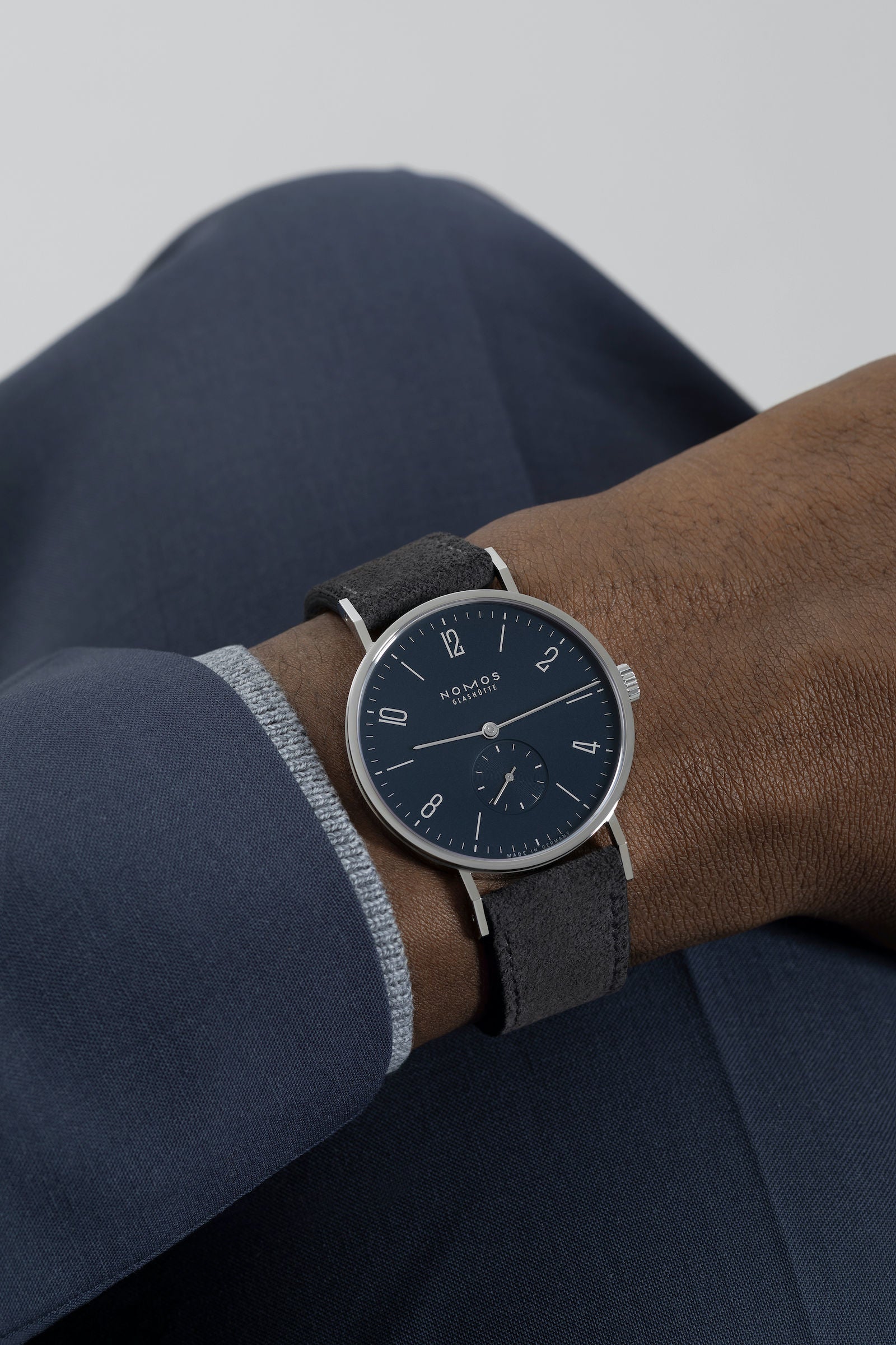 NOMOS - Tangente 38 Ref: 166 / 167